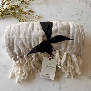 Hearth & Hand throw blanket